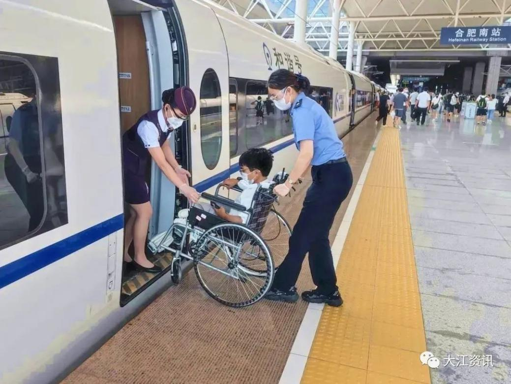 3D打印助力，扭扭車男孩有望站起來！